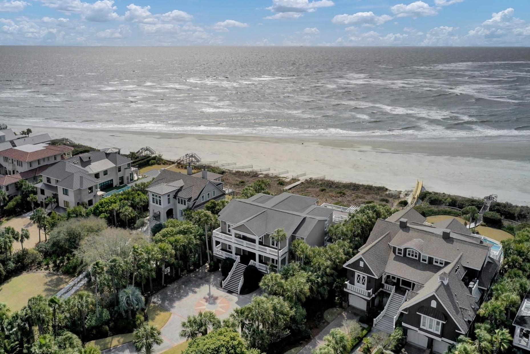 114 Ocean Boulevard By Avantstay Beachfront Putting Green Volleyball Court Infinity Pool サリバンズアイランド エクステリア 写真