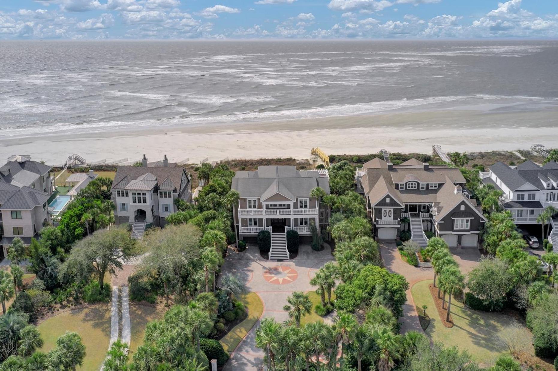 114 Ocean Boulevard By Avantstay Beachfront Putting Green Volleyball Court Infinity Pool サリバンズアイランド エクステリア 写真
